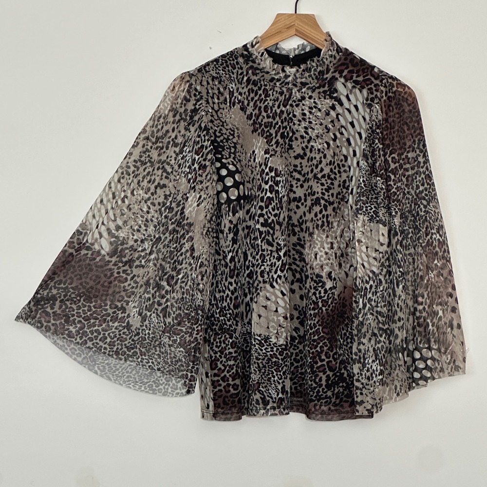 Chicos Womens Top 0 Small Sheer Animal Print Mesh Layer Flare Edgy Chic Mob Wife